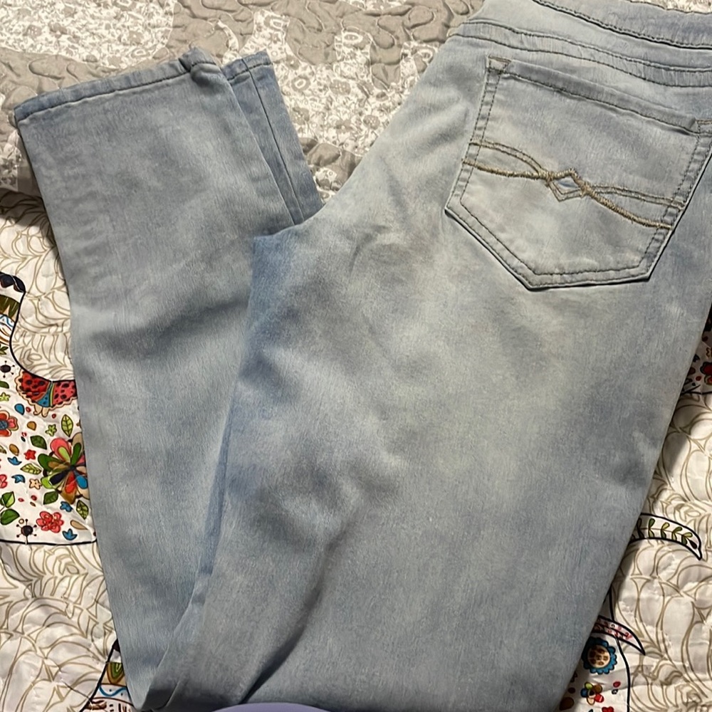 Light wash jeans size 15